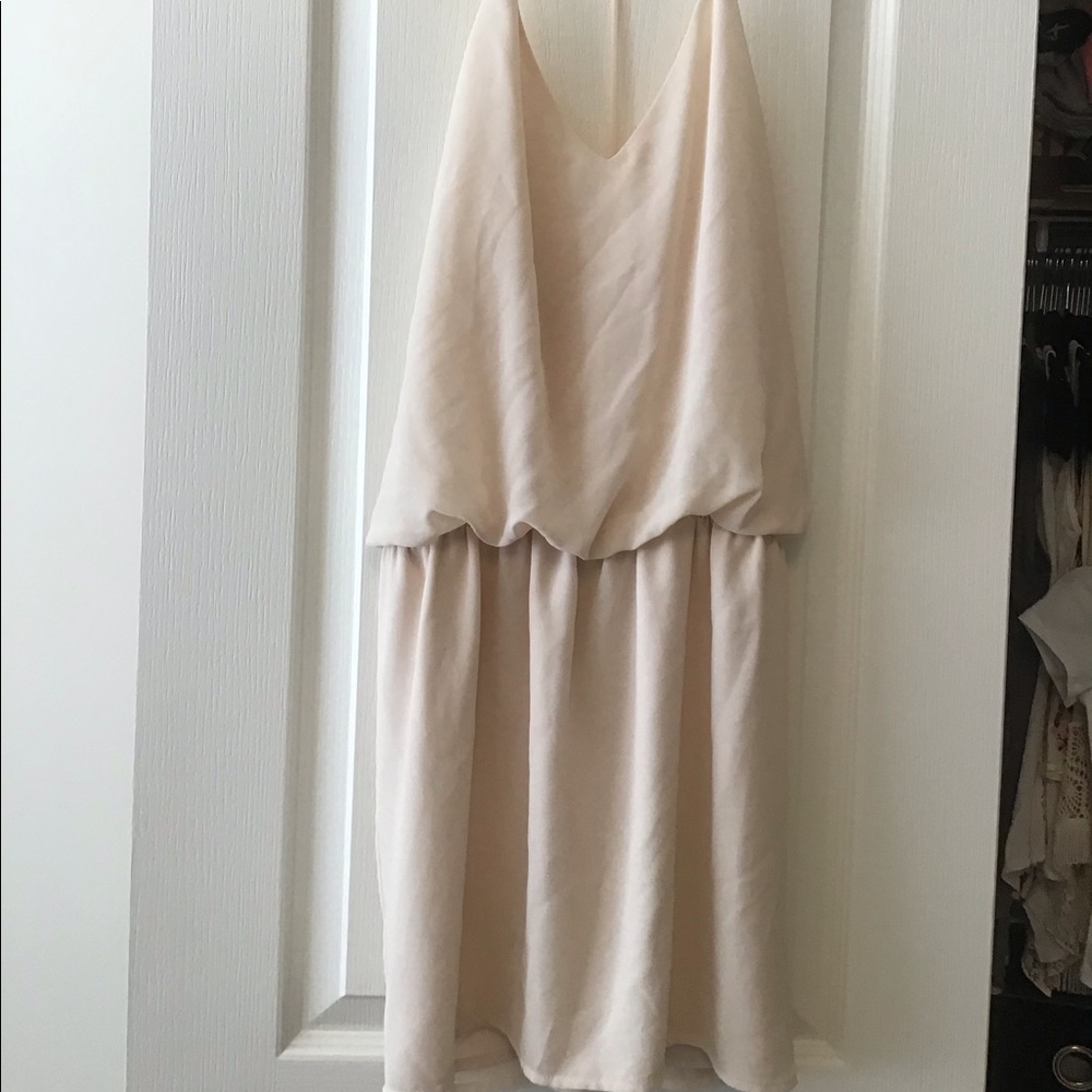 VESTIQUE Dress